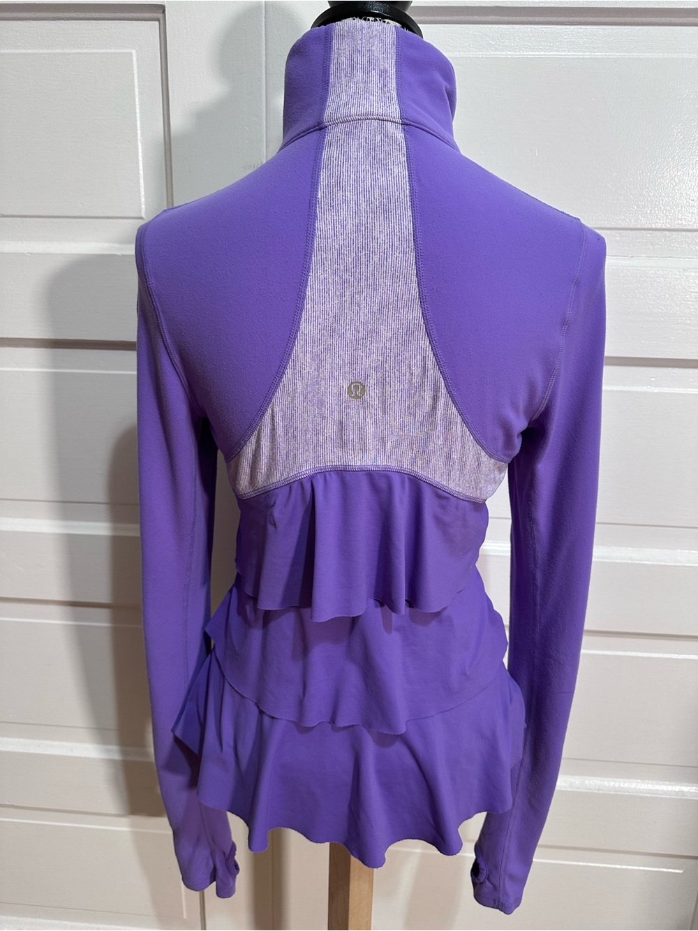 RARE Lululemon Yogi Dance Jacket Size 4 Purple Ruffles Flattering Define $128